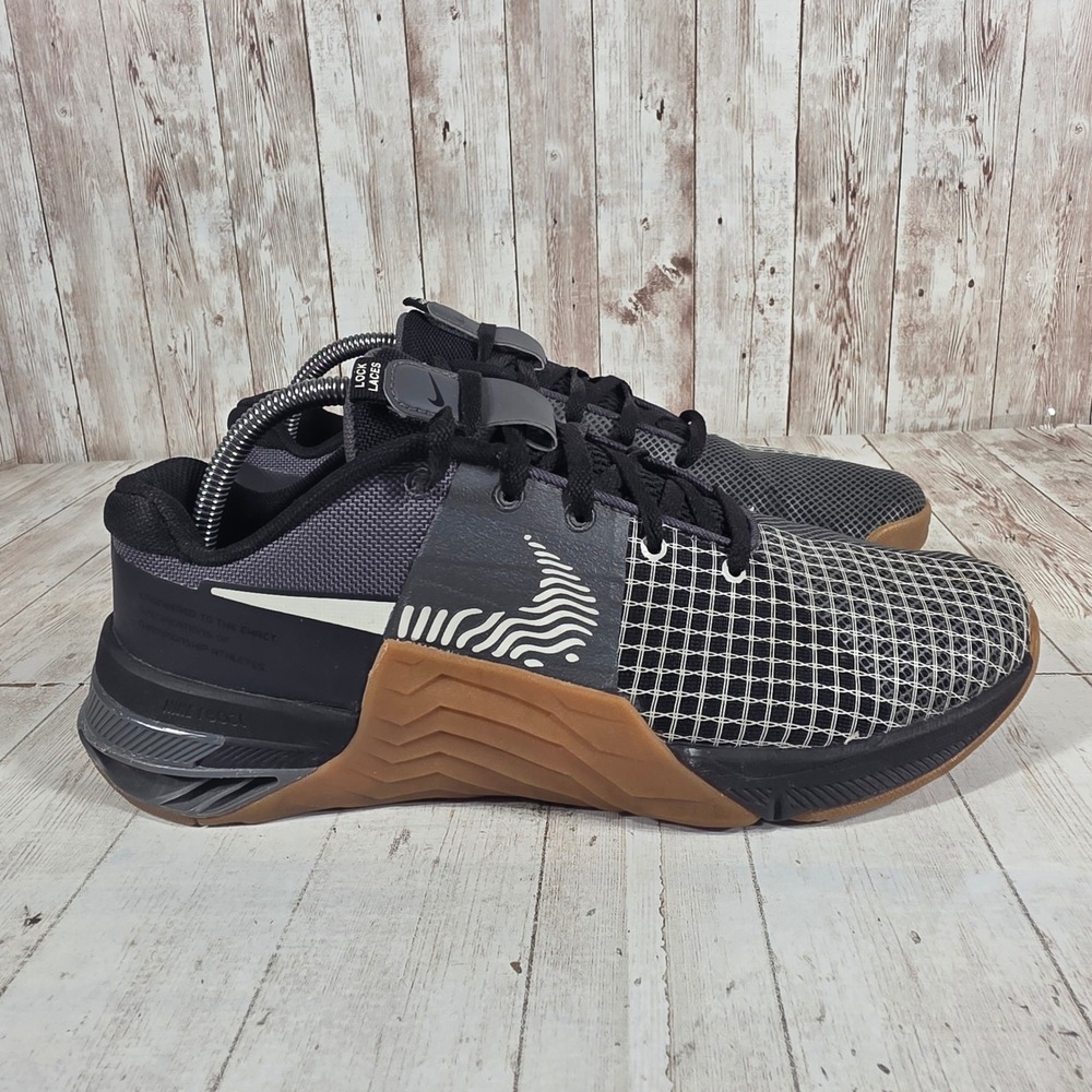 Nike Metcon 8 Mens Training Shoes Black Grey Gum DO9328-007 Size 8.5